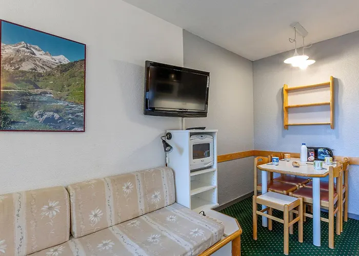 2 Pièces, Pour 5 Pers., La Plagne, Avec Balcon Et Cuisine équipée - Fr-1-353-7